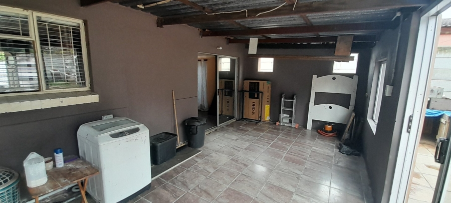 3 Bedroom Property for Sale in Oakdale Western Cape